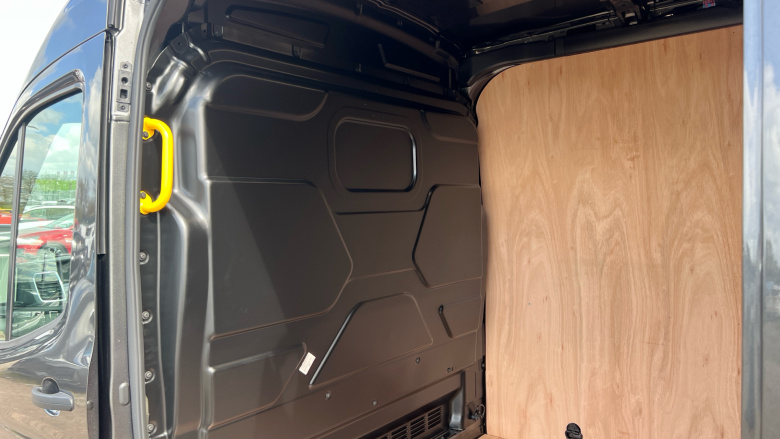 Ford Transit 350 L3 Diesel Fwd 2.0 EcoBlue 165ps H2 Limited Van [Nav]